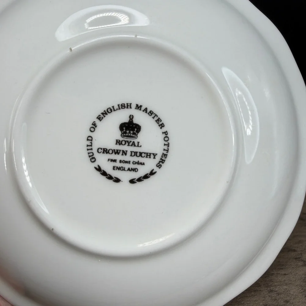Royal Crown‎ Duchy Queen Elizabeth Queen Mother 100 Birthday Commemorative Plate
